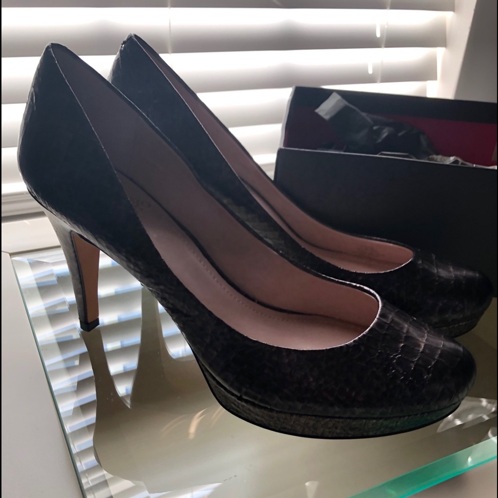 Vince Camuto 2-Tone Metallic Croc Leather Heels